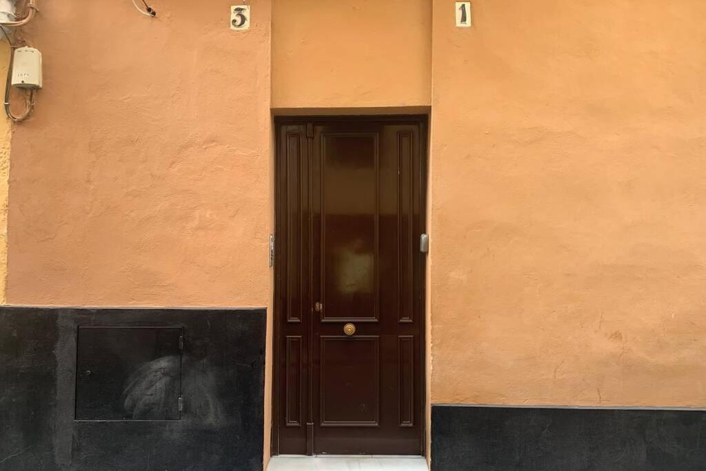 Apartamento Plaza Viuda Cadiz Bagian luar foto
